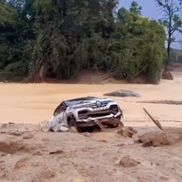 Screenshot_20251231_031147_Gallery